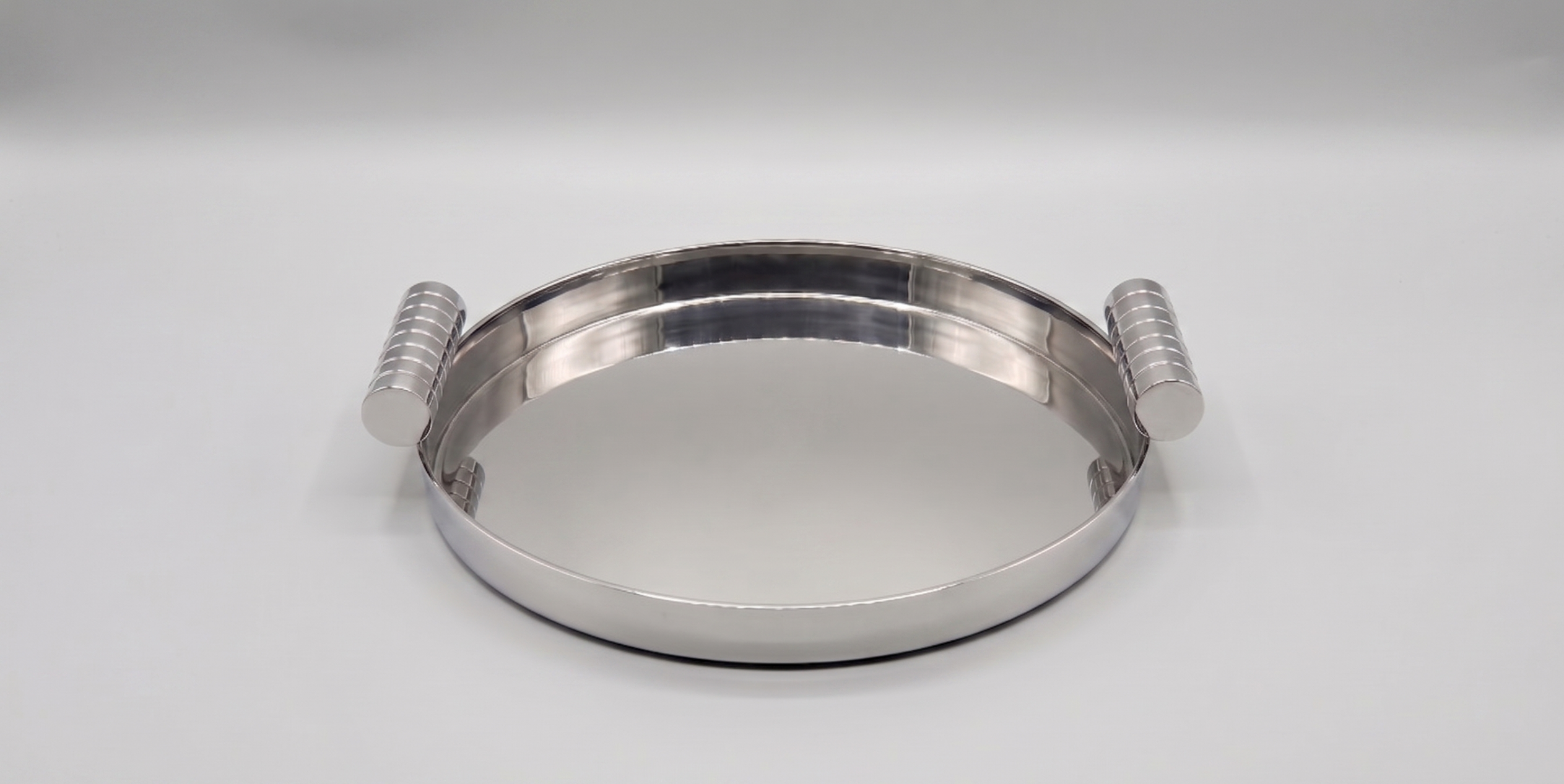 High-Polish Circular Serving Tray with Textured Handles